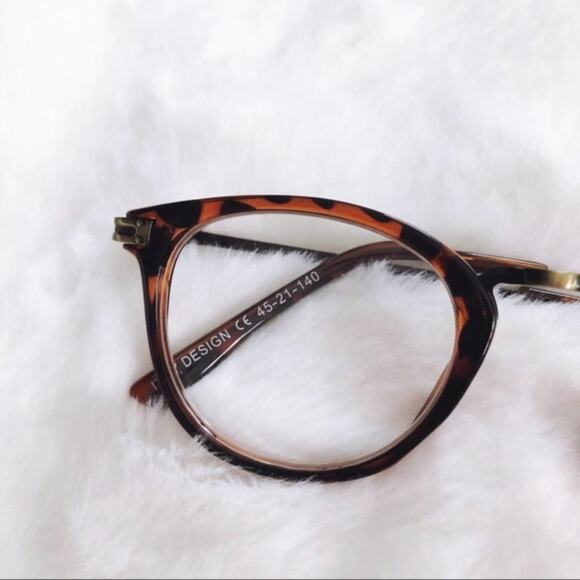 Ira Brown Printed Pattern Oval Reading Glasses - Picture 2 of 10